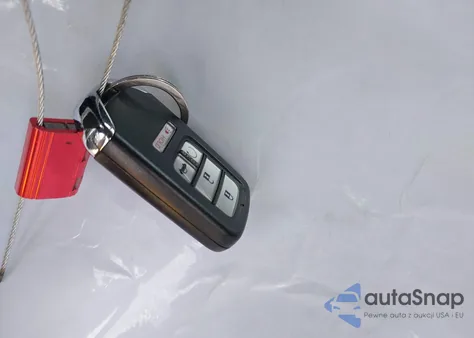 2020 Honda Insight Touring z USA, uszkodzony, nr VIN 19XZE4F91LE005631